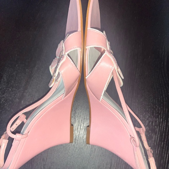 Carlos X Carlos Santana Pink Flower Wedge Sandal - Picture 4 of 4